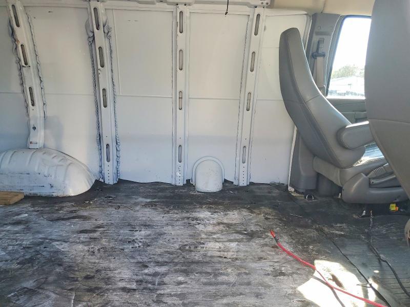 2022 GMC Savana G2500