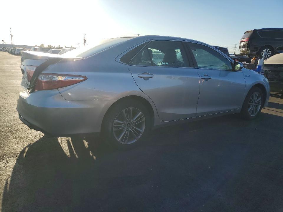 2016 Toyota Camry Hybrid