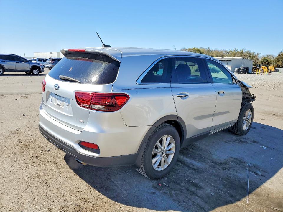 2020 KIA Sorento lx