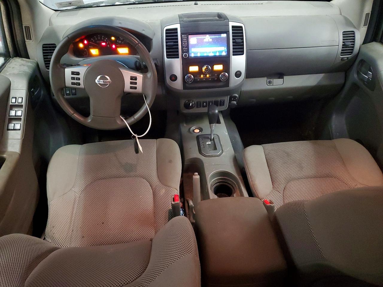 2021 Nissan Frontier SV