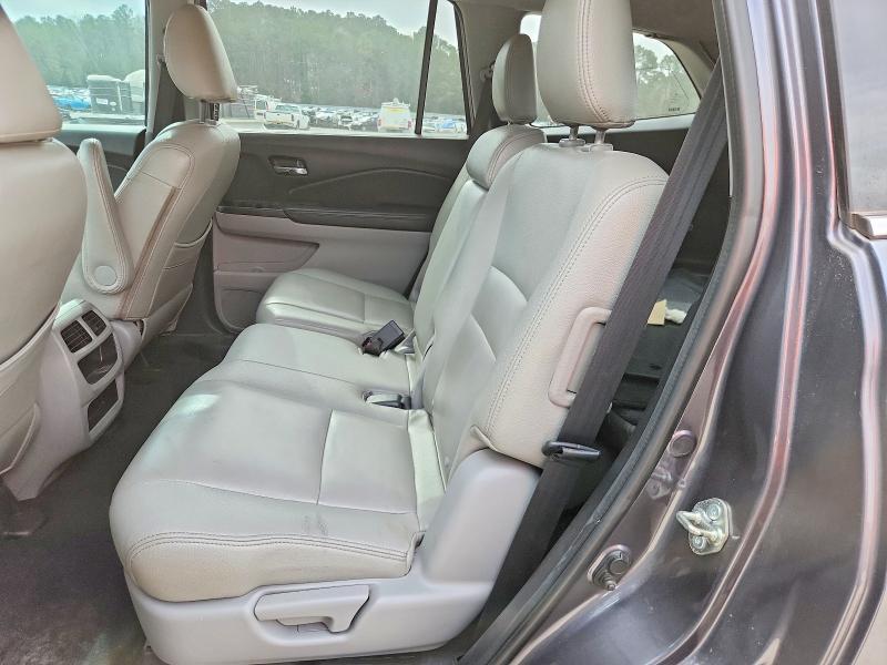 2018 Honda Pilot lx
