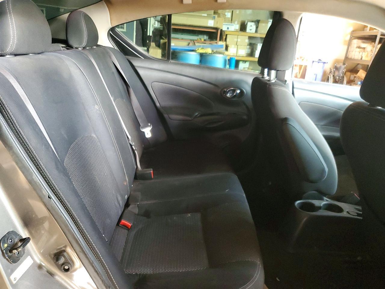 2017 Nissan Versa s