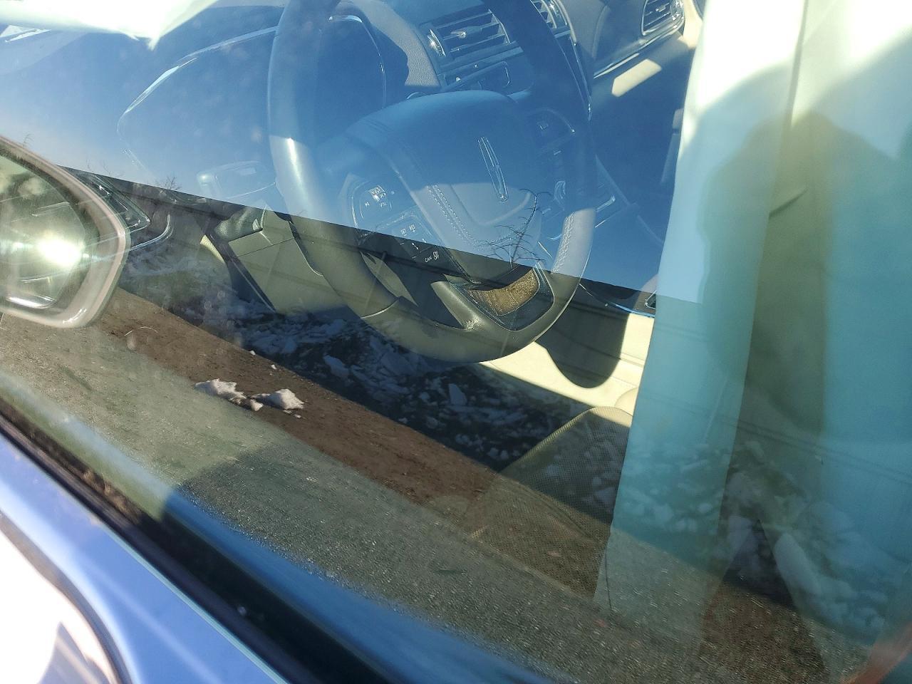 2019 Lincoln Continental Select