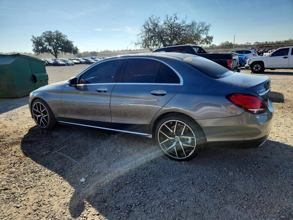 2021 Mercedes-Benz C300