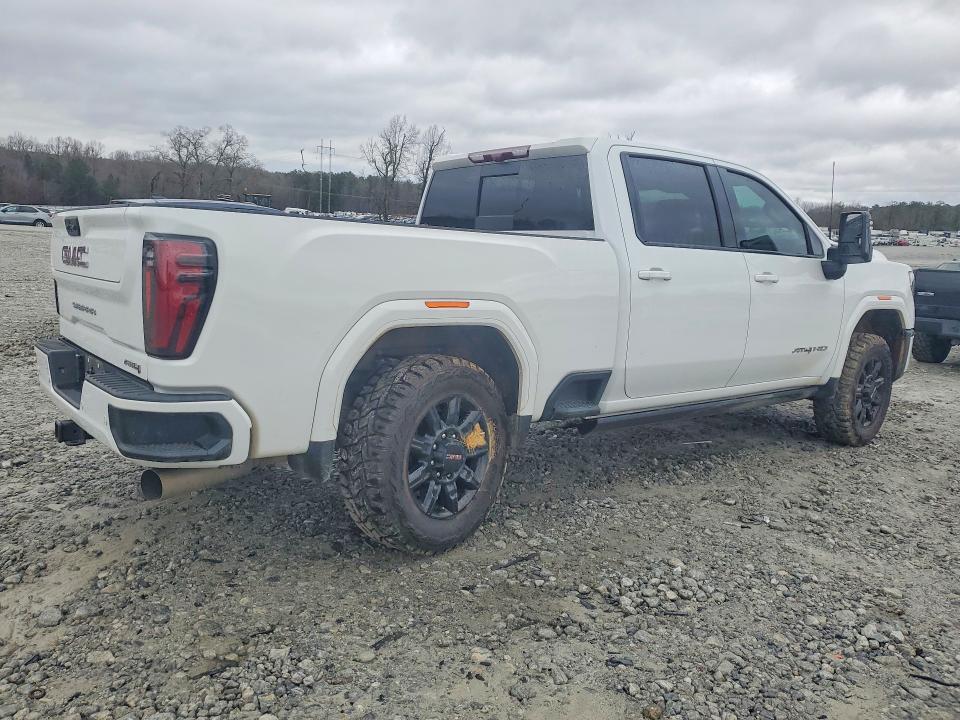 2024 GMC Sierra K2500 AT4