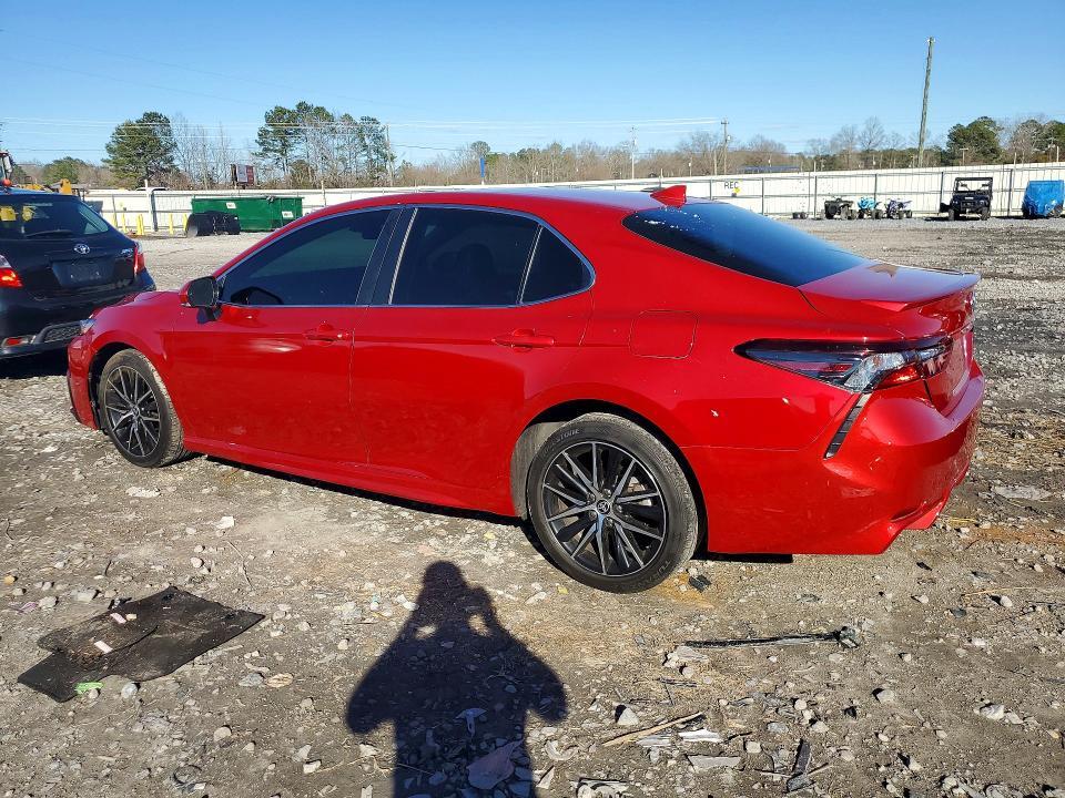 2021 Toyota Camry se