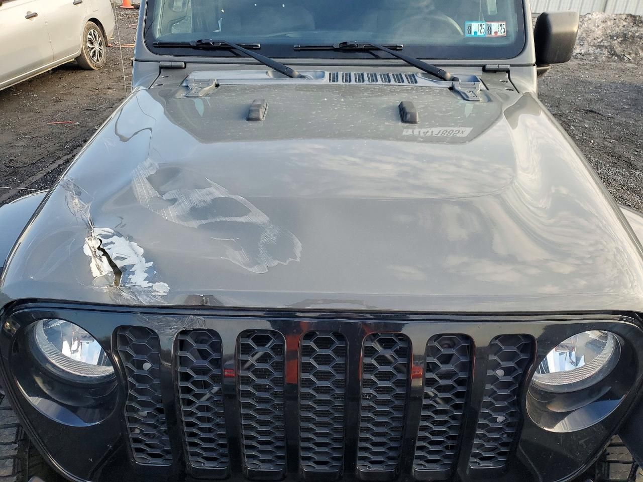 2021 Jeep Gladiator Sport