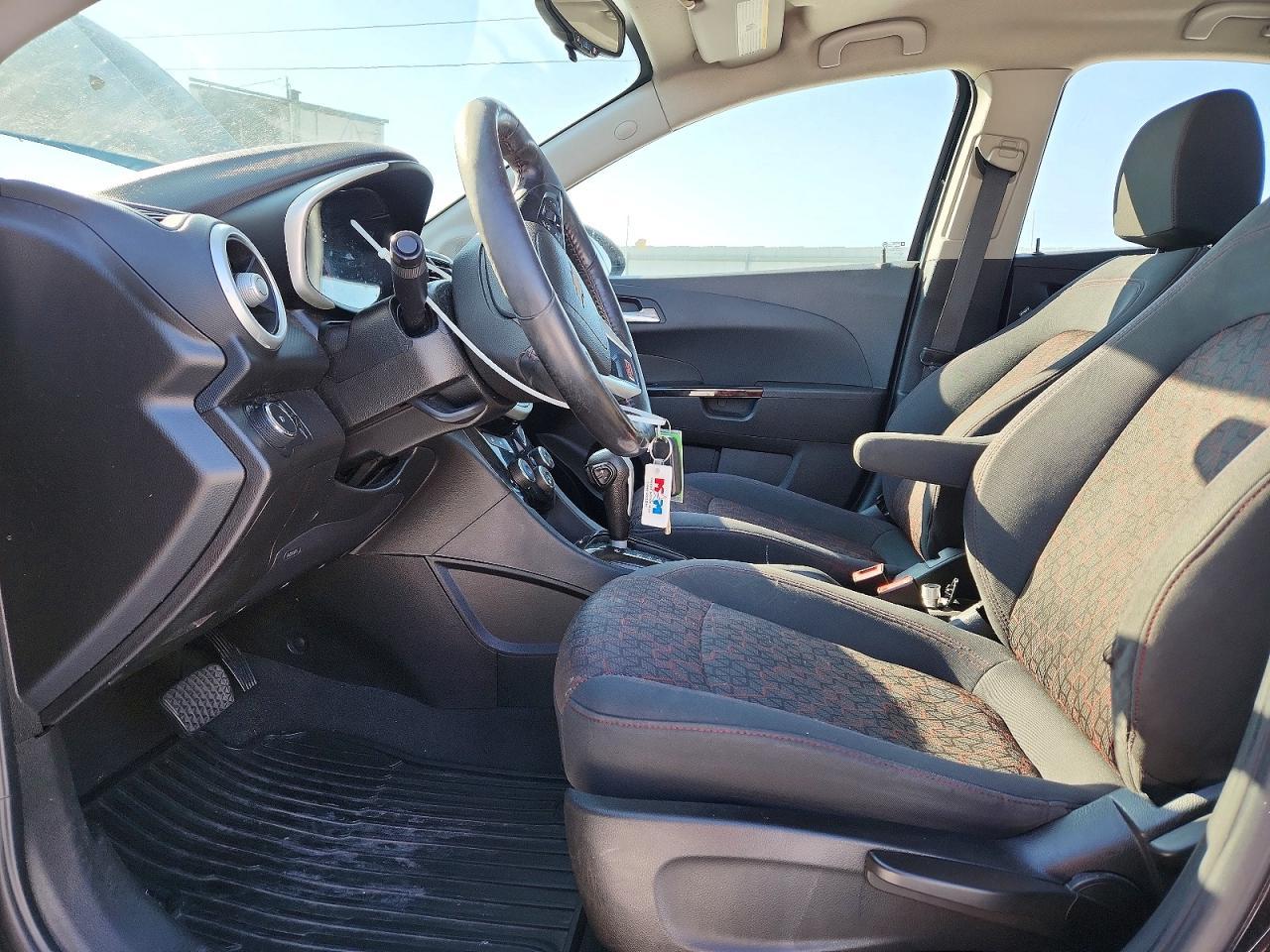 2017 Chevrolet Sonic lt