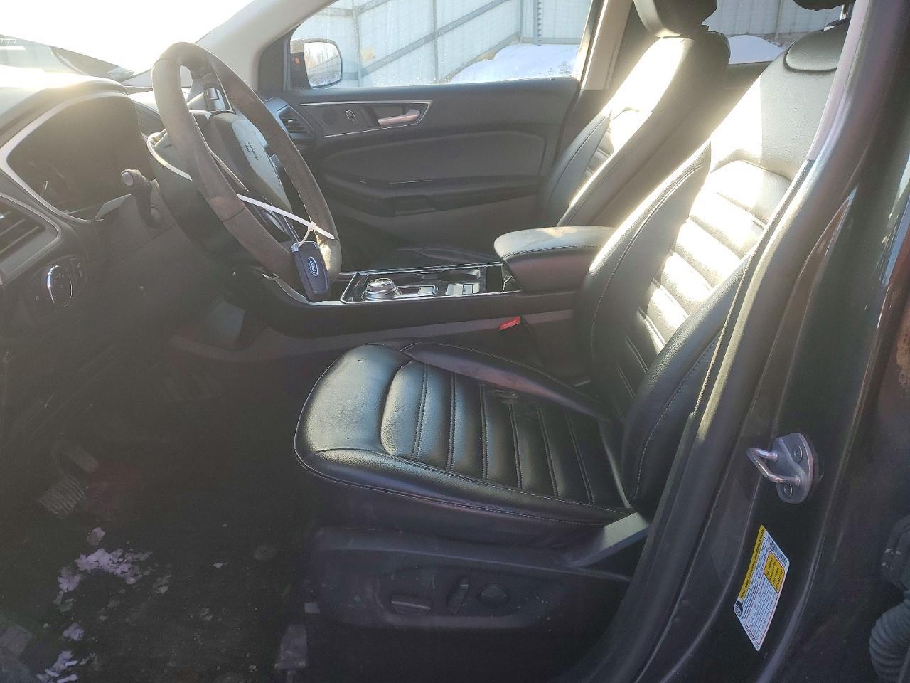 2020 Ford Edge sel