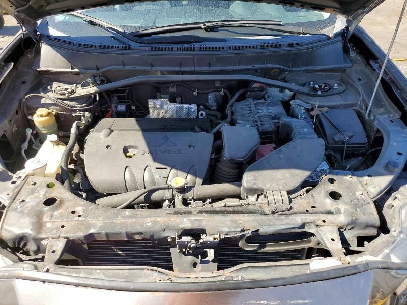 2010 Mitsubishi Outlander se