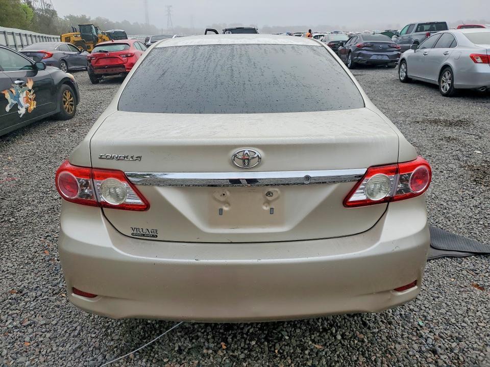 2012 Toyota Corolla l
