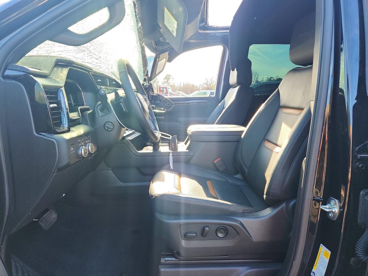 2025 GMC Sierra K1500 AT4