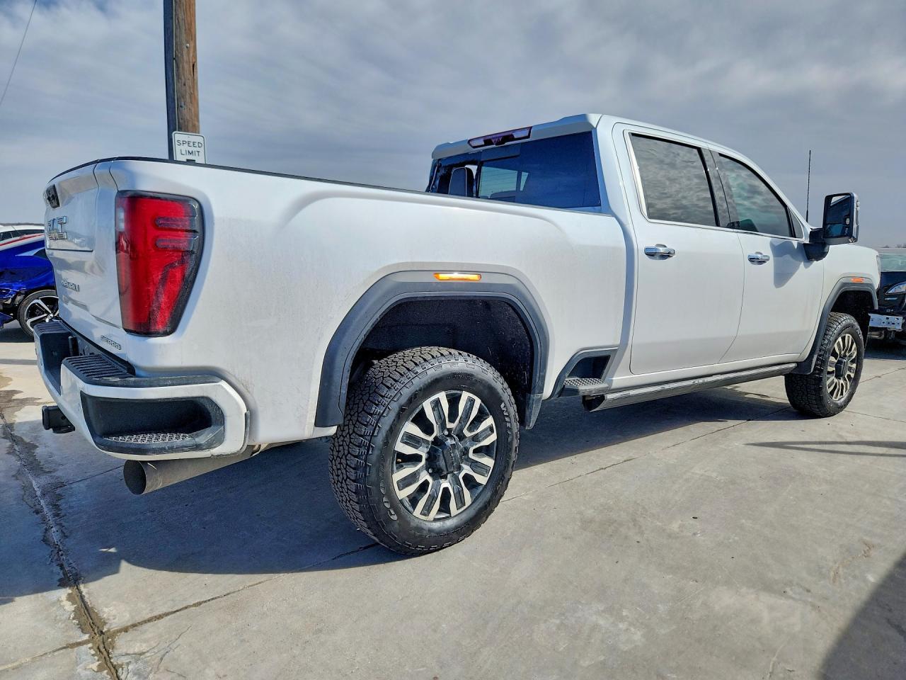 2024 GMC Sierra K3500 Denali Ultimate