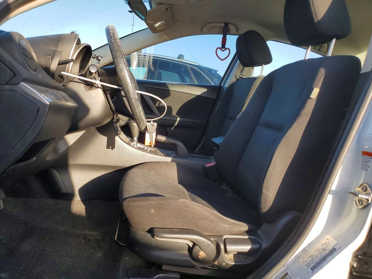 2011 Mazda 3 I
