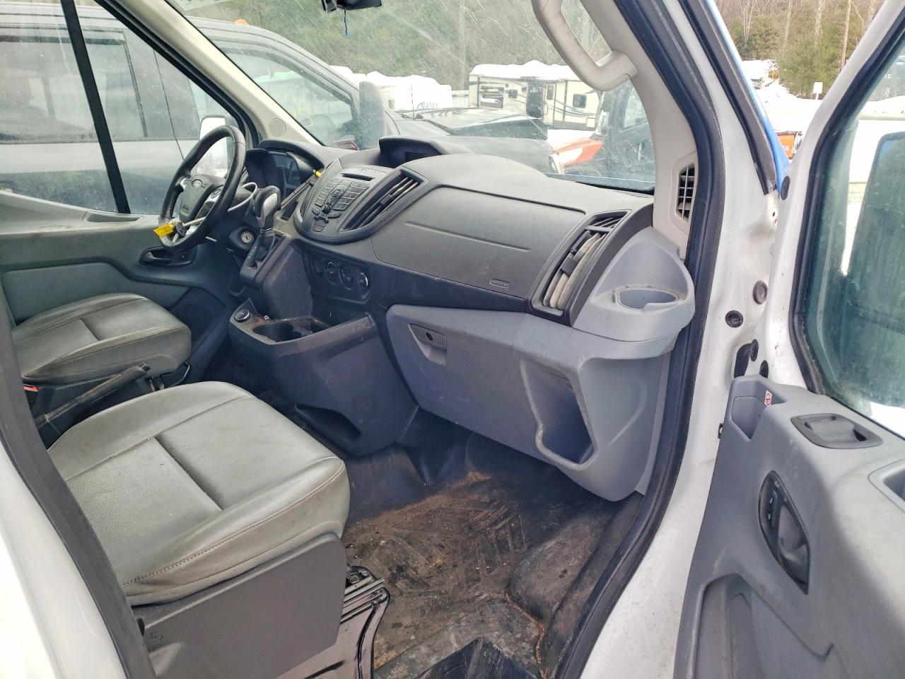 2019 Ford Transit T-250
