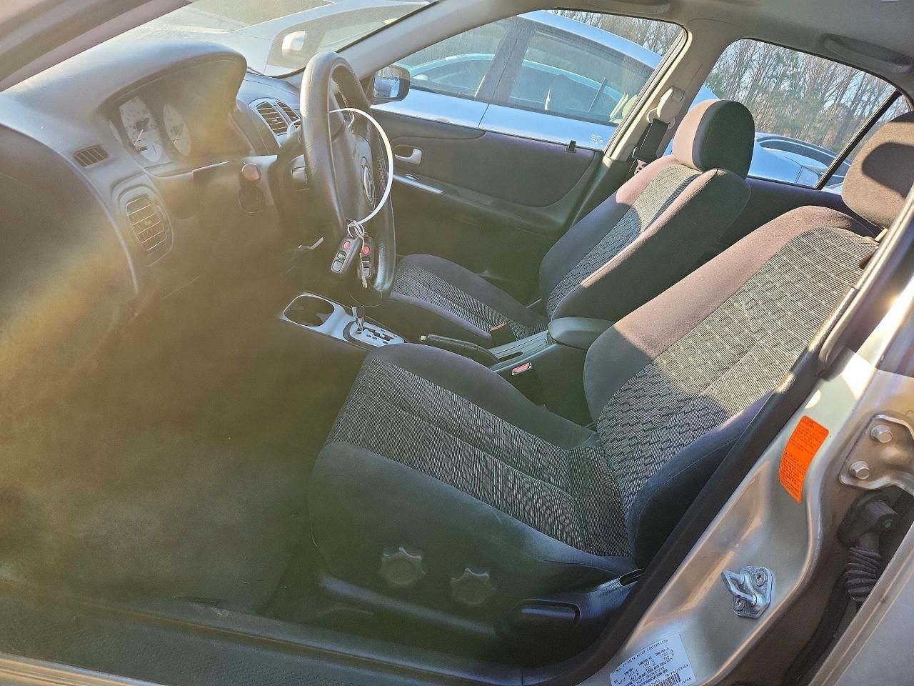 2002 Mazda Protege dx