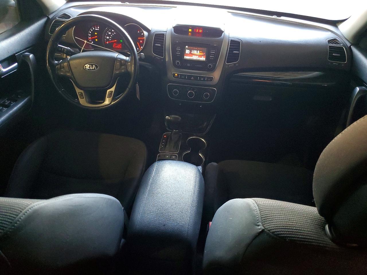 2014 KIA Sorento lx