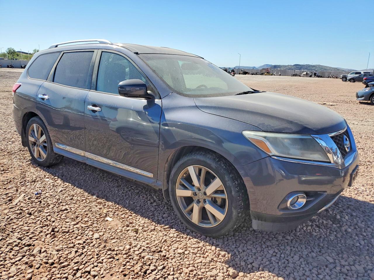 2014 Nissan Pathfinder s