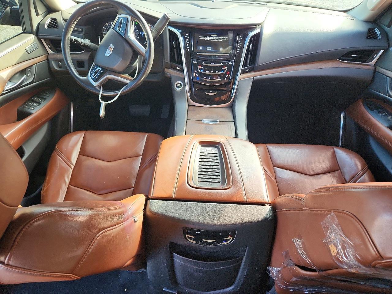 2018 Cadillac Escalade Luxury