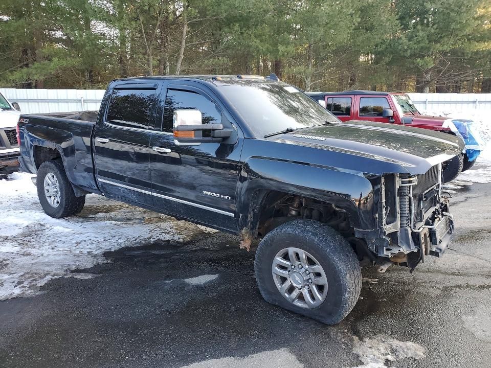 2015 Chevrolet Silverado K3500 ltz