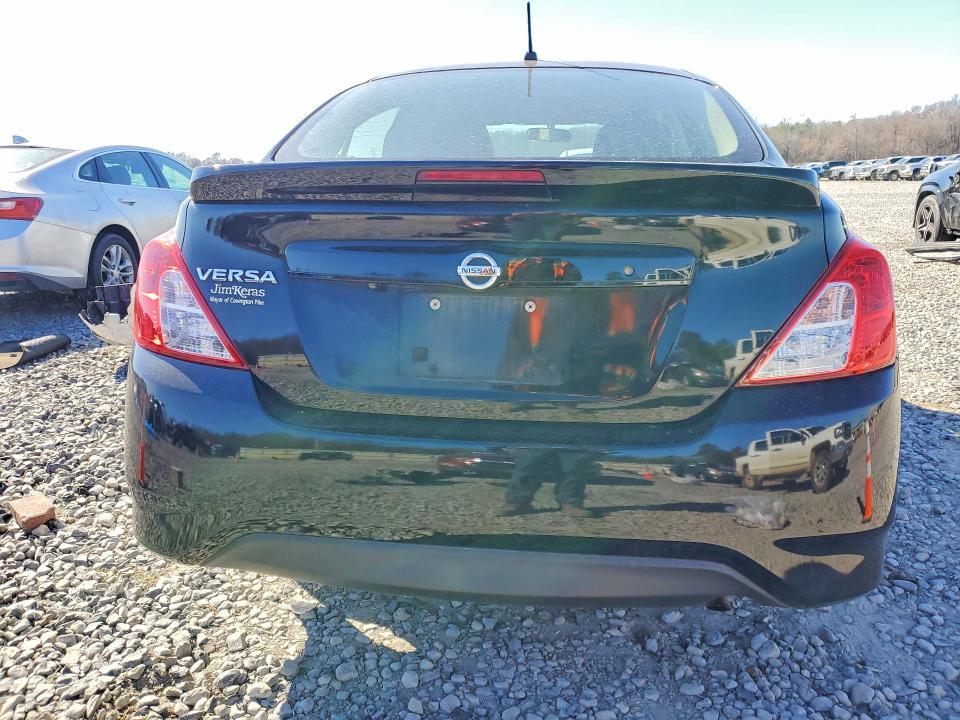 2019 Nissan Versa s