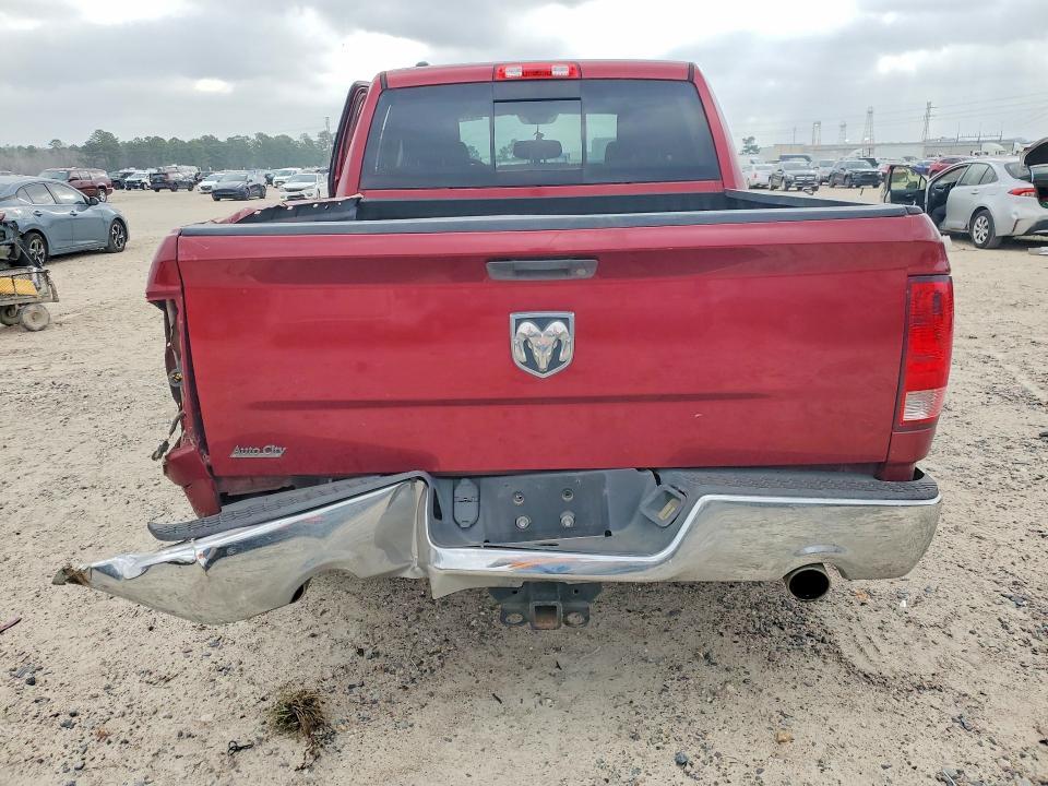 2015 Dodge RAM 1500 SLT