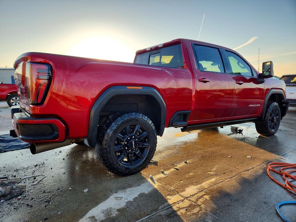 2024 GMC Sierra K2500 AT4