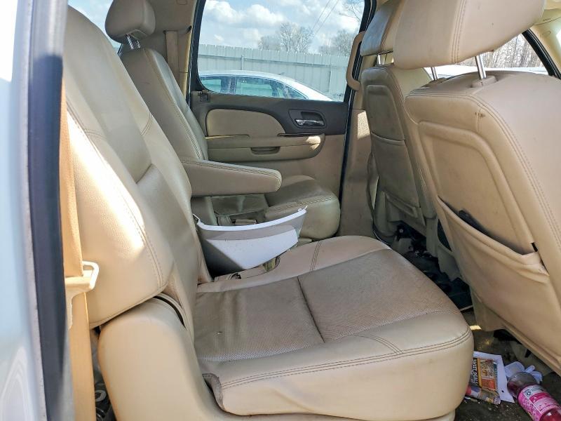 2009 Chevrolet Suburban K1500 ltz