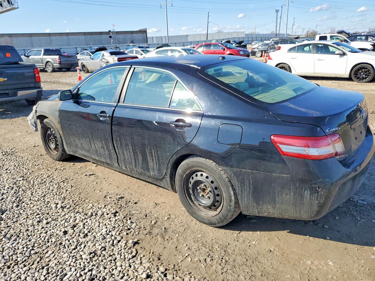 2011 Toyota Camry le
