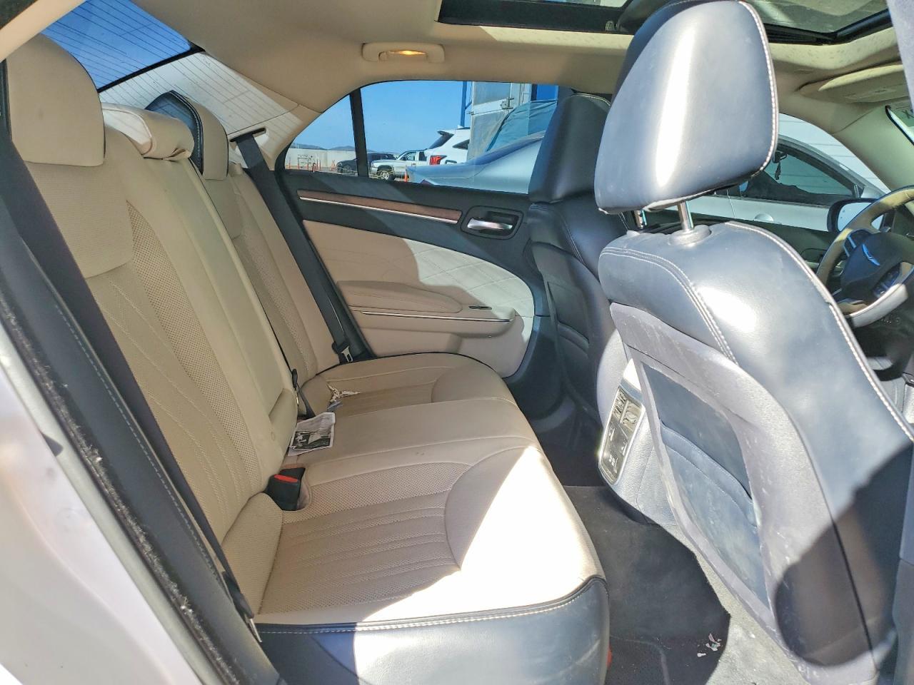 2018 Chrysler 300c