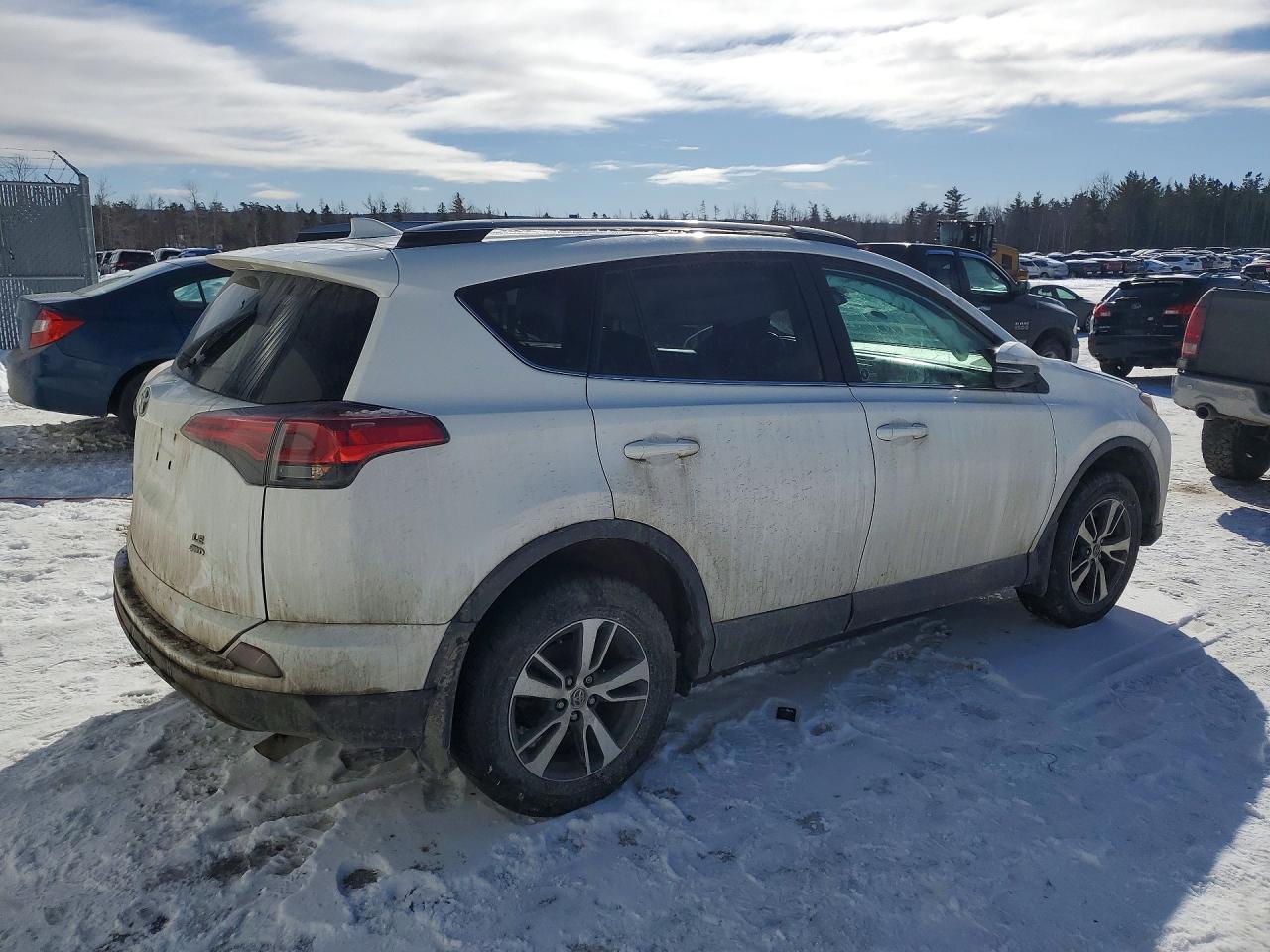 2018 Toyota Rav4 le