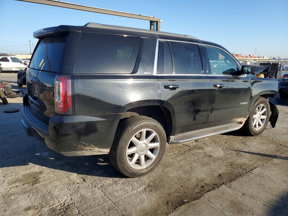 2017 GMC Yukon slt