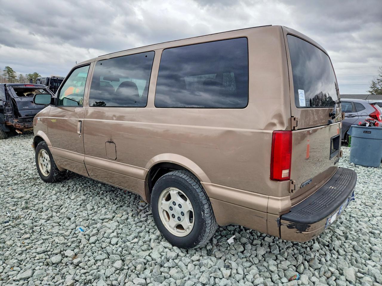 2005 Chevrolet Astro