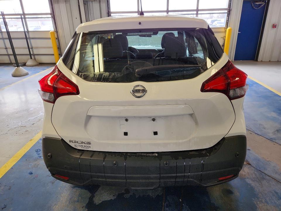 2020 Nissan Kicks s