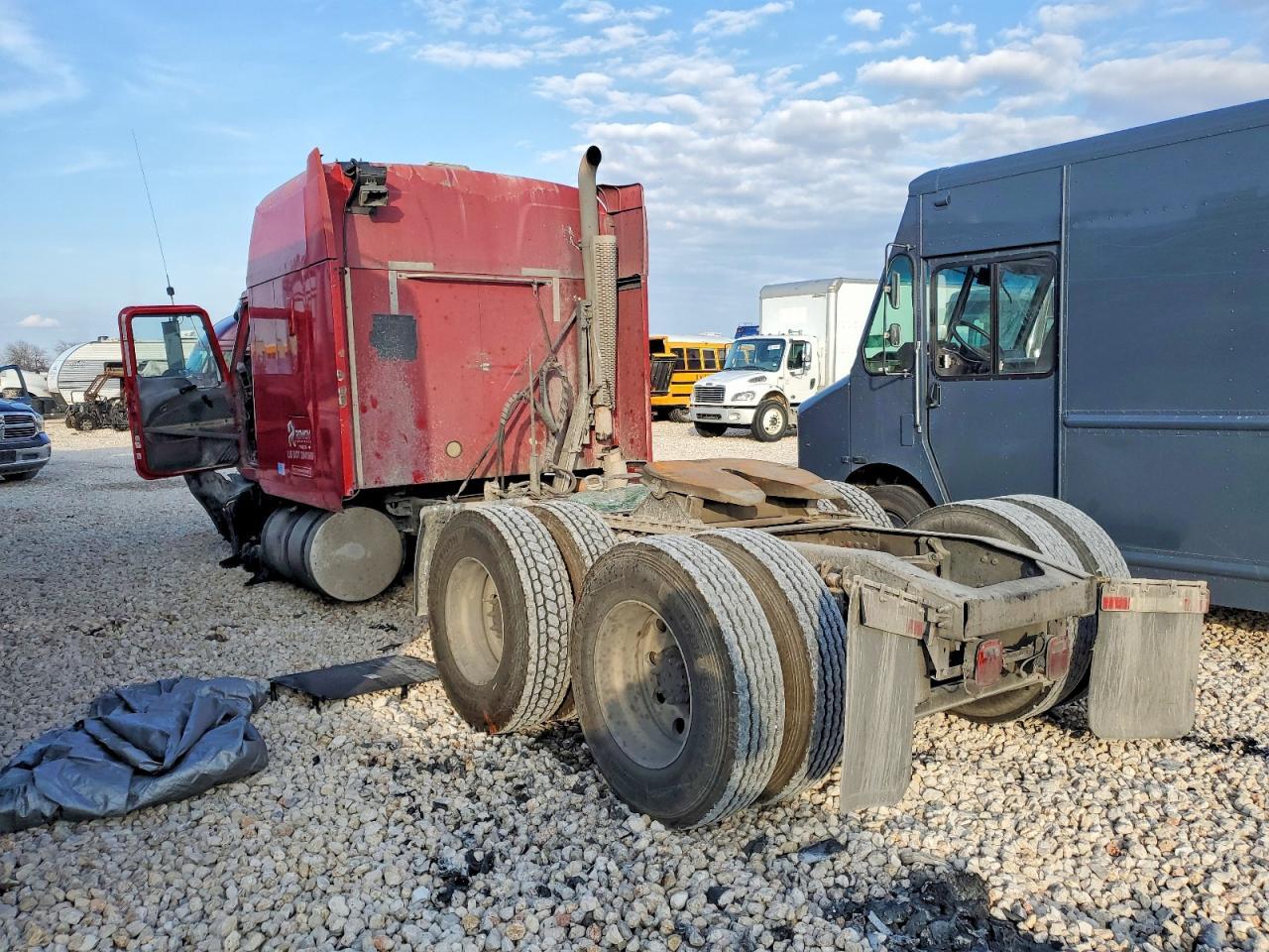 2009 Mack CXU613 Semi Truck
