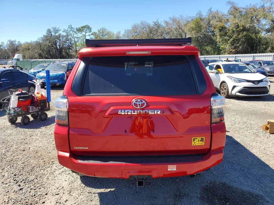 2024 Toyota 4runner sr SR5