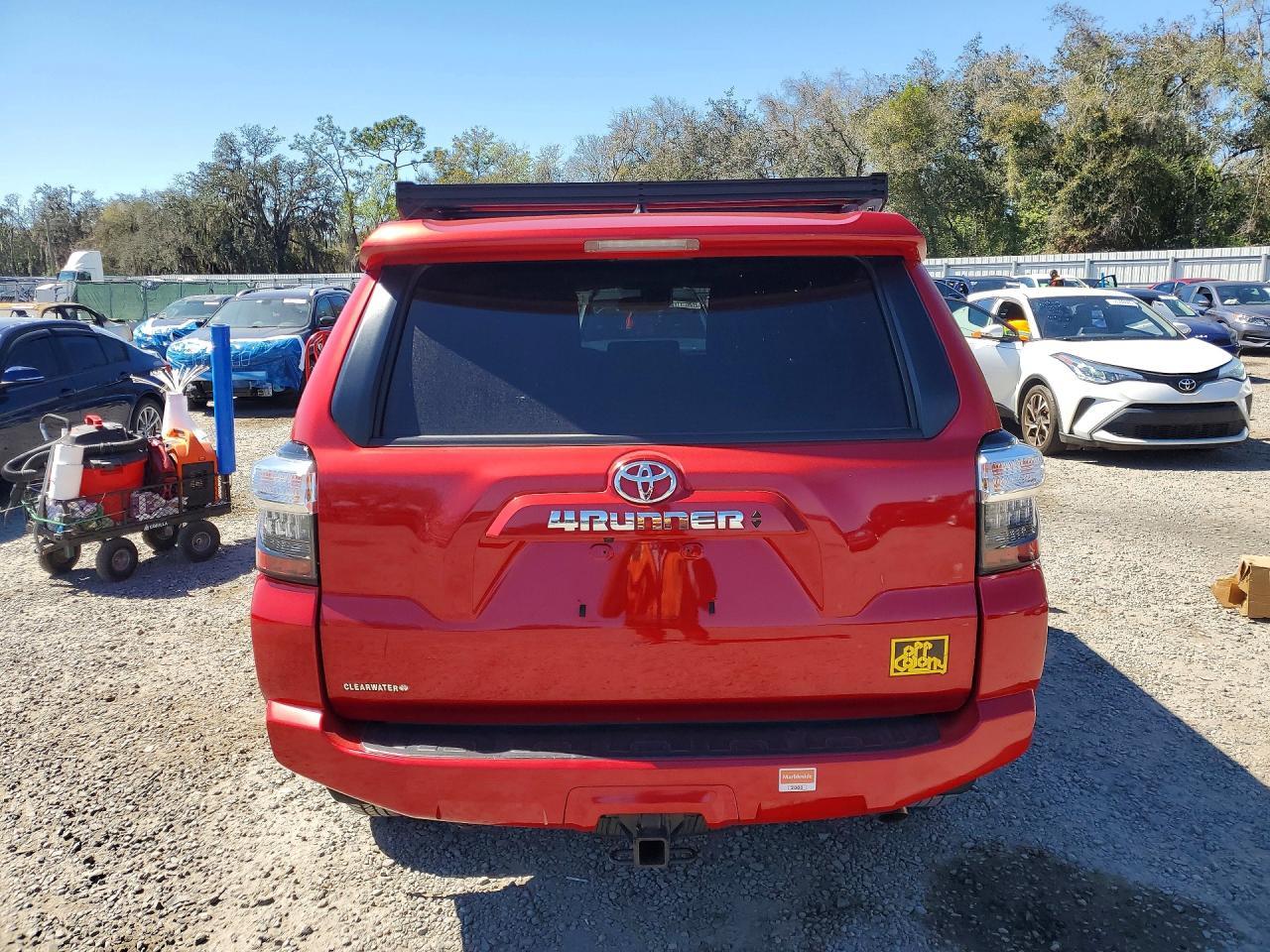 2024 Toyota 4runner sr SR5