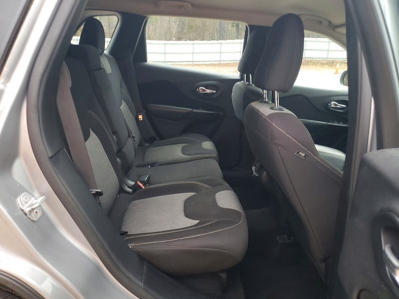 2014 Jeep Cherokee Sport