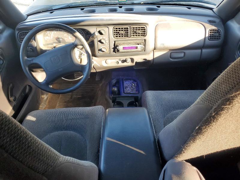 1998 Dodge Dakota Base
