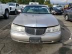 2000 Lincoln Town car Executive