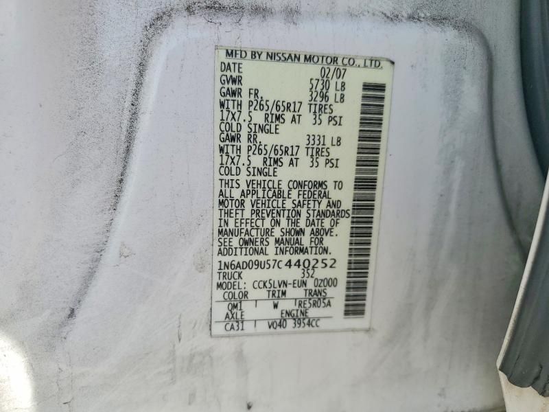 2007 Nissan Frontier Crew cab le