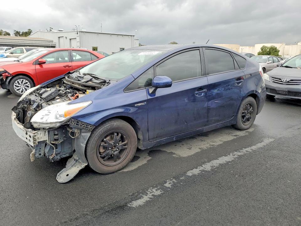 2014 Toyota Prius Three