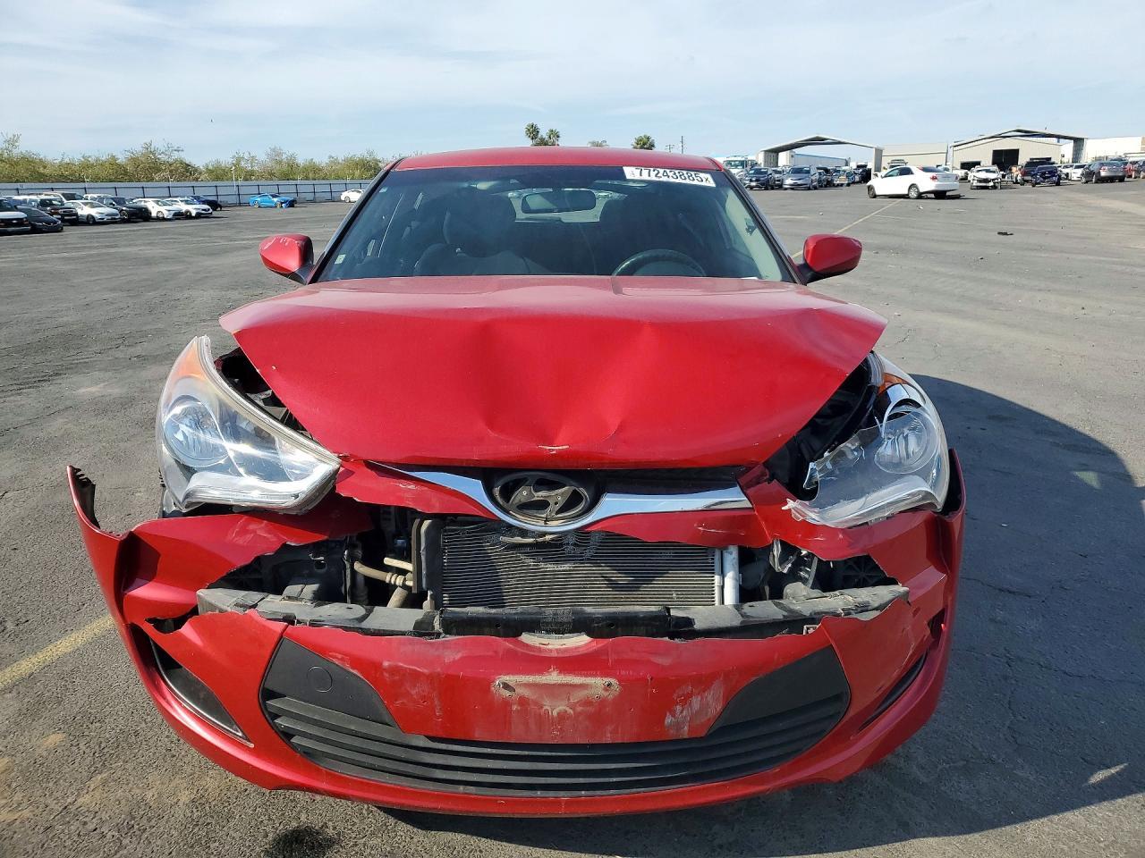 2016 Hyundai Veloster Base