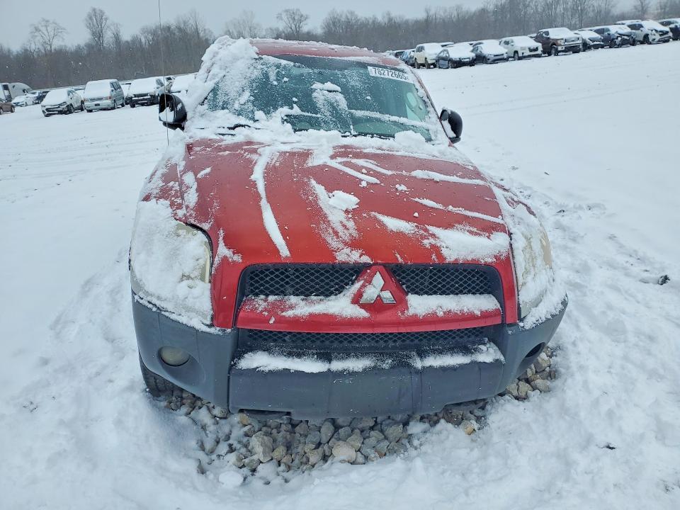 2006 Mitsubishi Raider Durocross