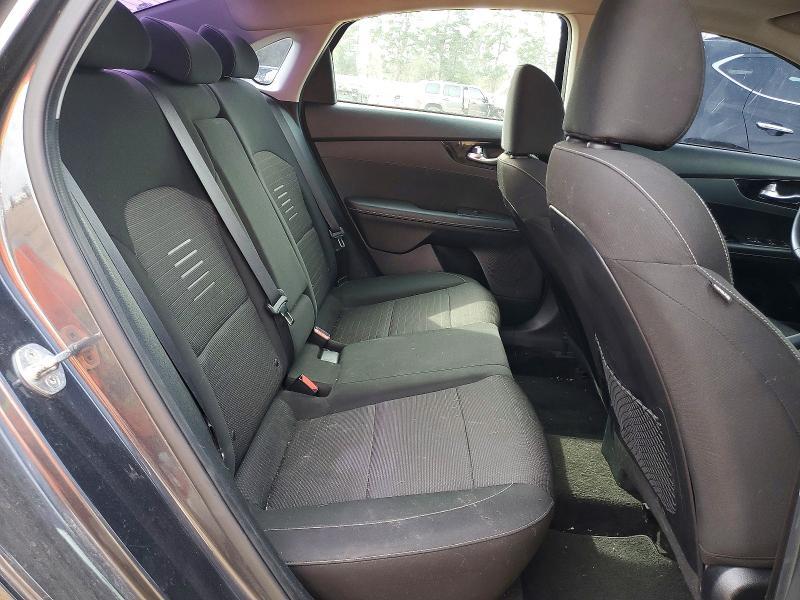 2019 KIA Forte s