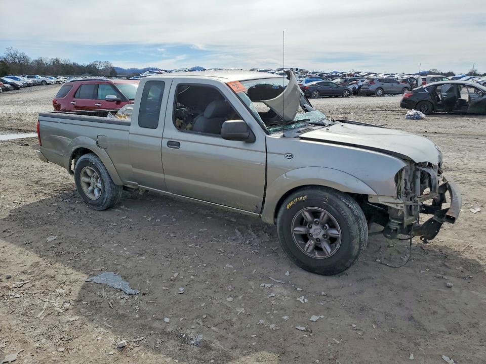 2004 Niss Frontier King cab xe