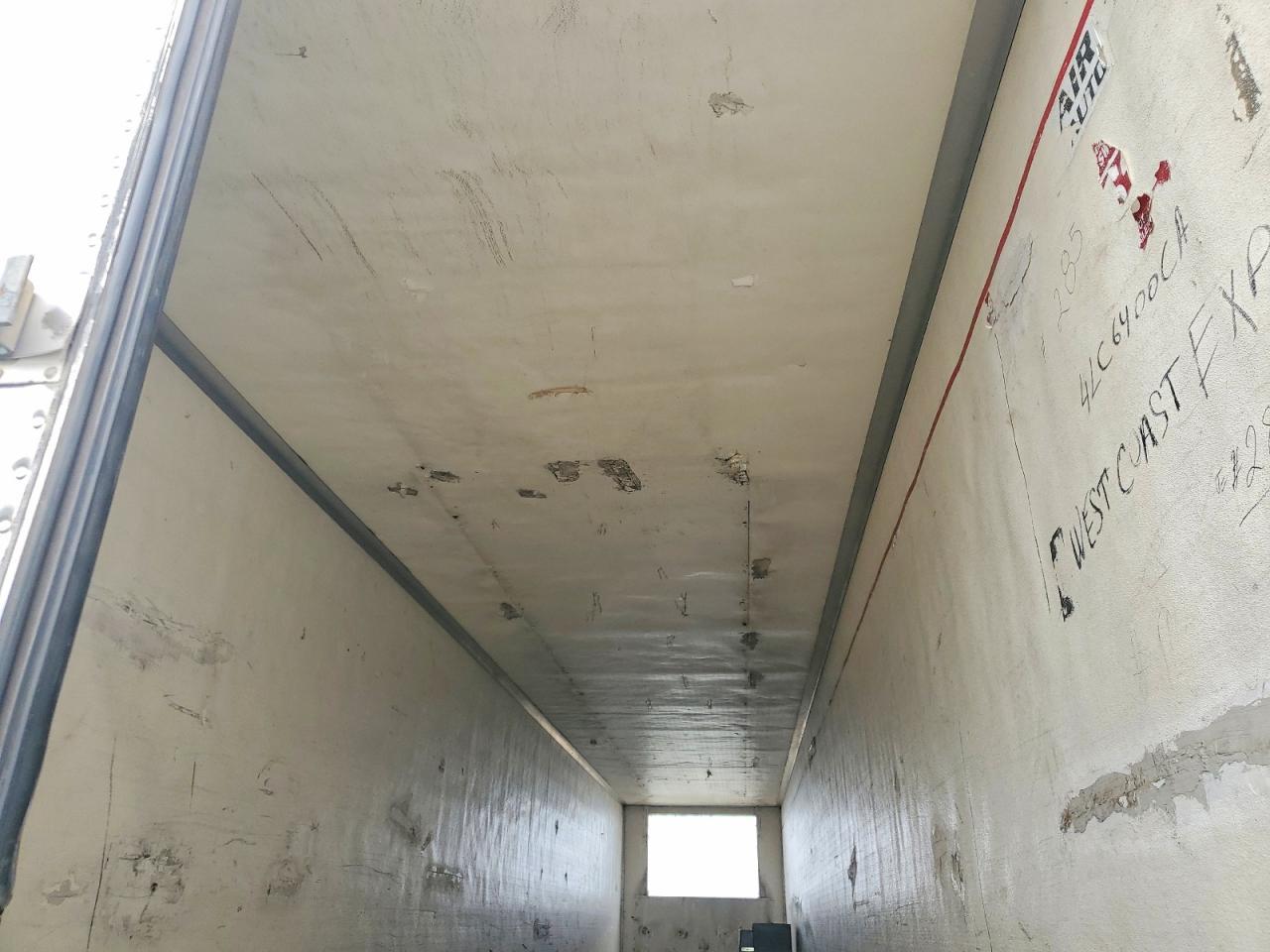 2004 Utility VS2RA Refrigerated Van Trailer