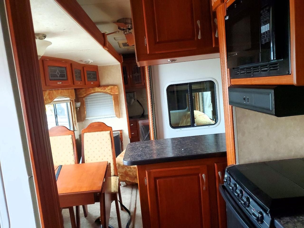 2007 Holiday Alumascape