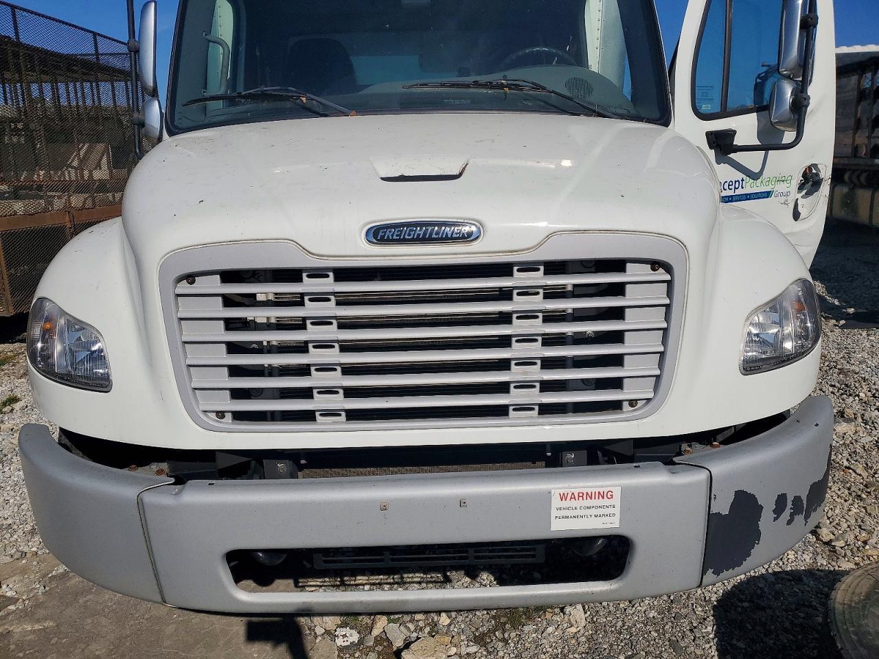 2021 Freightliner Business Class M2 BOX Truck