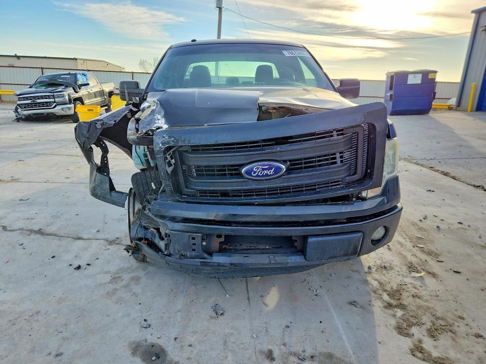 2014 Ford F150 Super cab